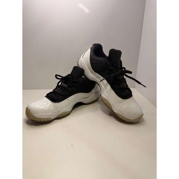 Air Jordan 11 Retro Low Used No Box size 11.5 m 528895-110 - Picture 1 of 8